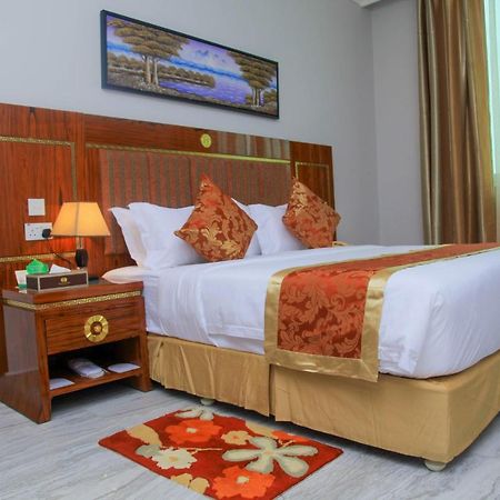 Tiffany Diamond Hotel Makunganya Street Dar es Salaam Bagian luar foto