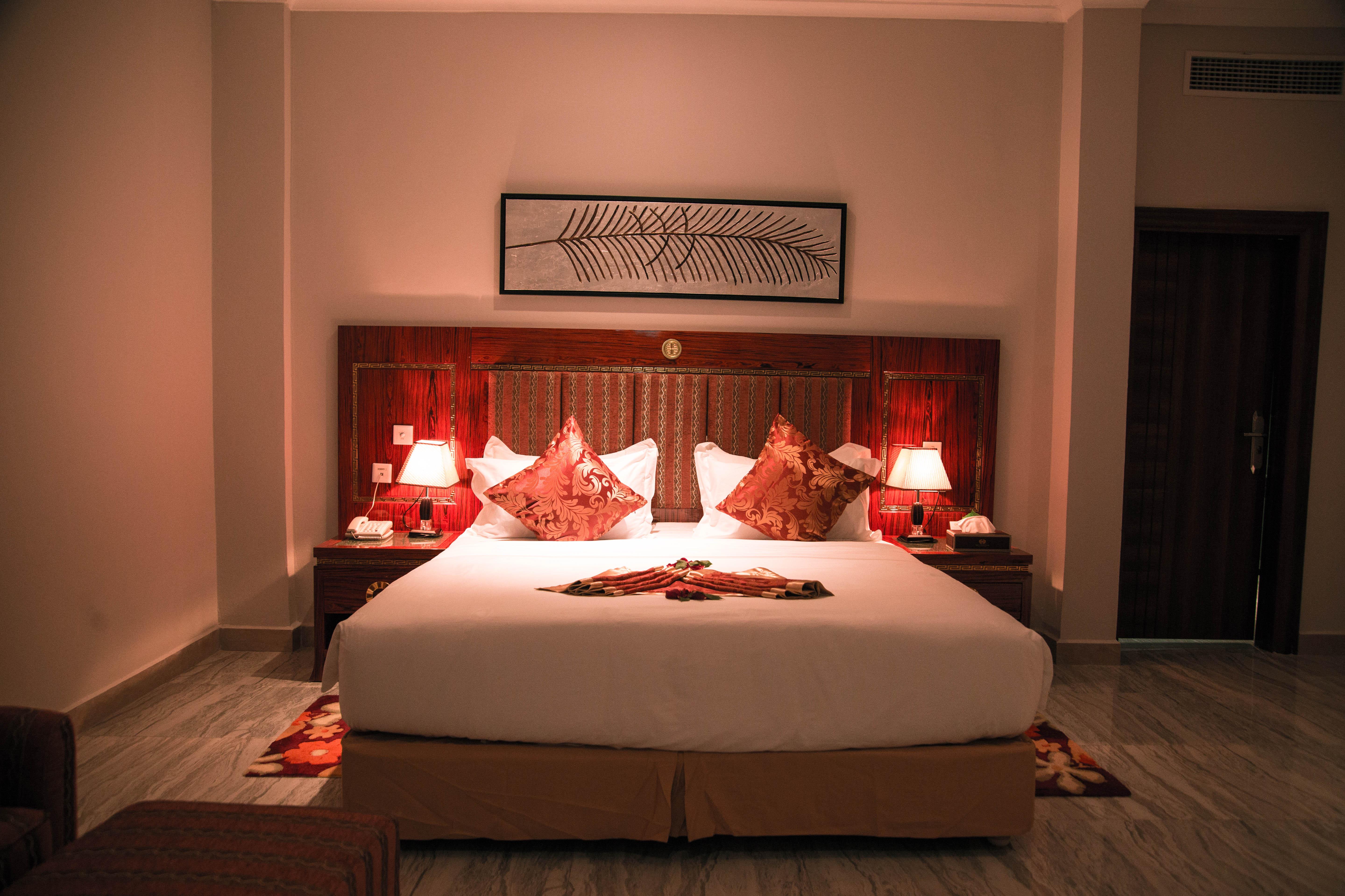 Tiffany Diamond Hotel Makunganya Street Dar es Salaam Bagian luar foto