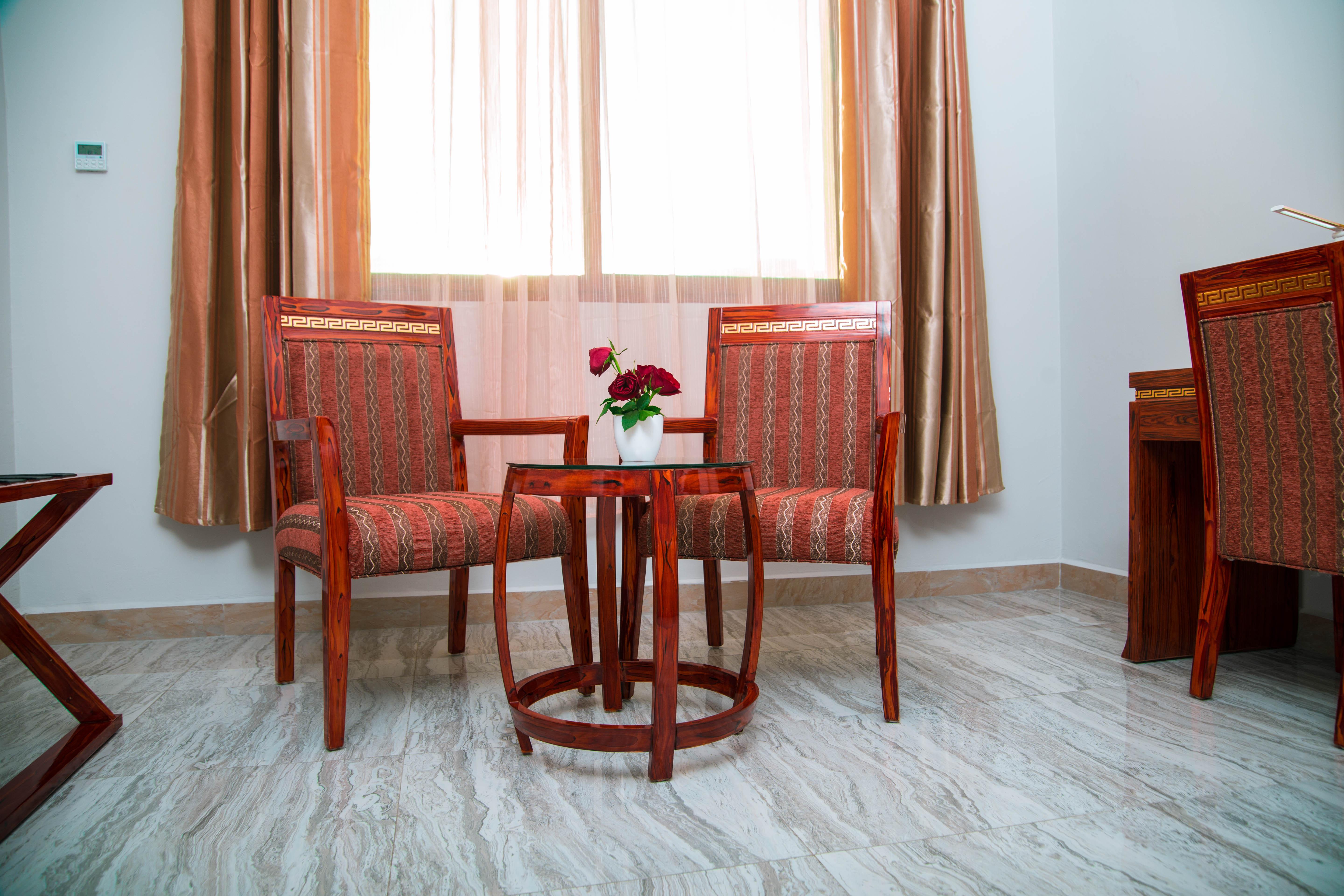 Tiffany Diamond Hotel Makunganya Street Dar es Salaam Bagian luar foto