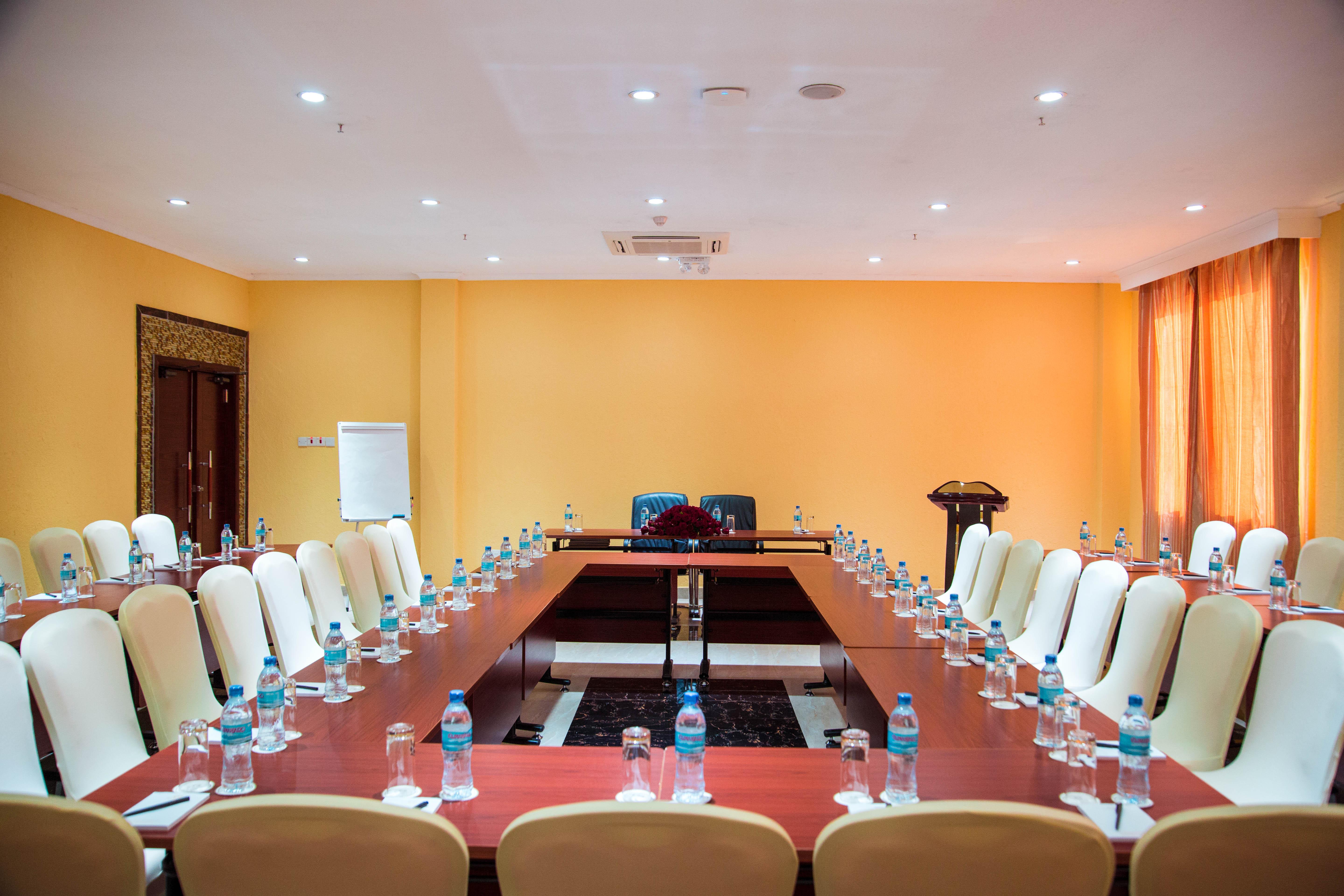 Tiffany Diamond Hotel Makunganya Street Dar es Salaam Bagian luar foto