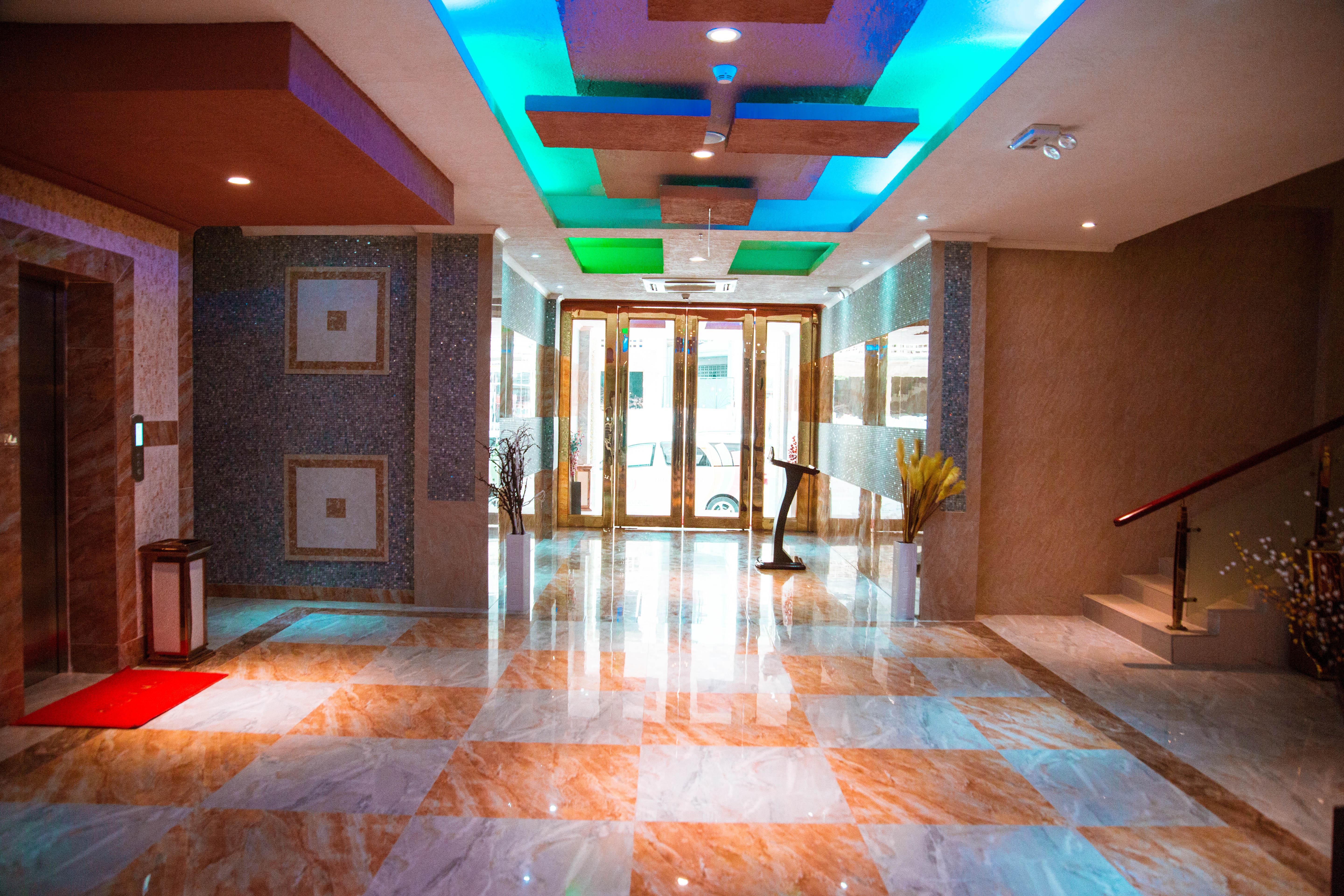 Tiffany Diamond Hotel Makunganya Street Dar es Salaam Bagian luar foto