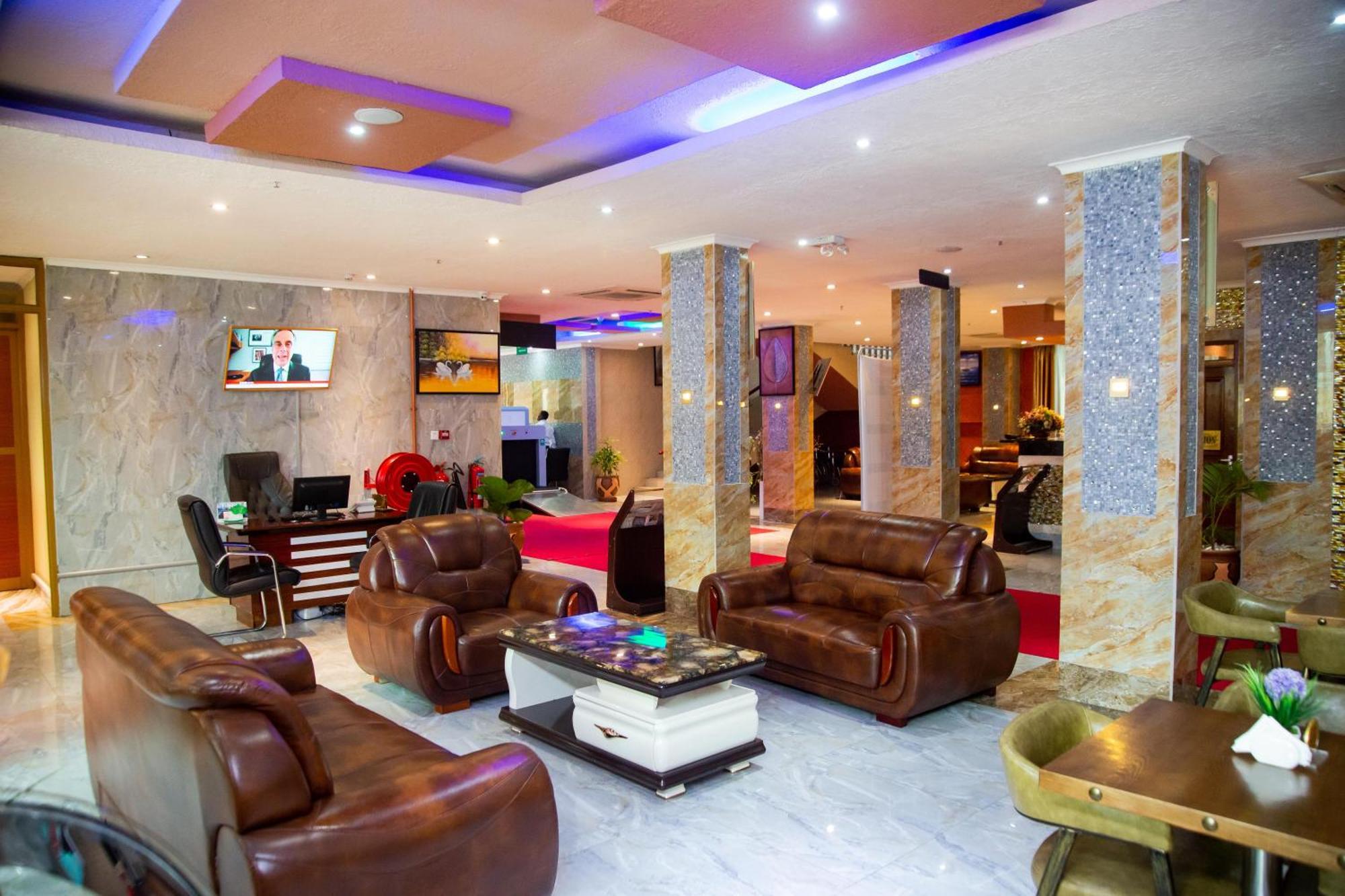 Tiffany Diamond Hotel Makunganya Street Dar es Salaam Bagian luar foto